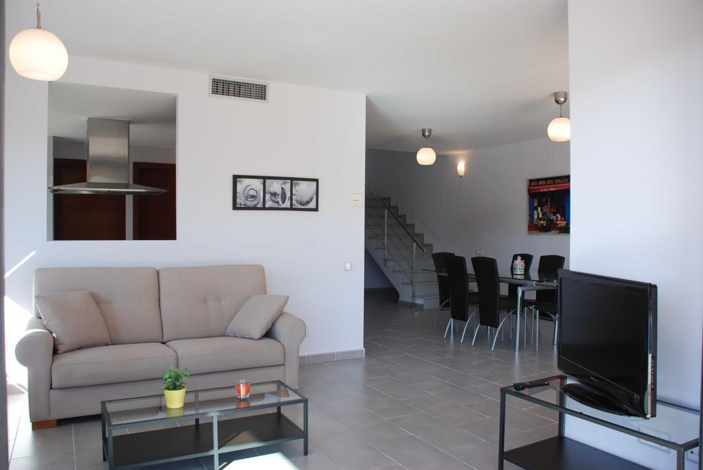 Villa Marina Del Port 1 لاميتّيا ذي مار المظهر الخارجي الصورة